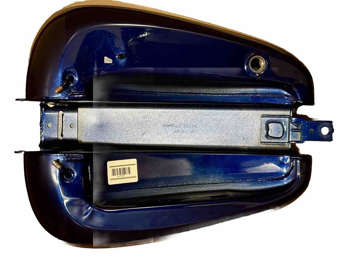 HARLEY-DAVIDSON 2006 FLSTFI COBALT BLUE W/ SILVER GAS TANK OEM