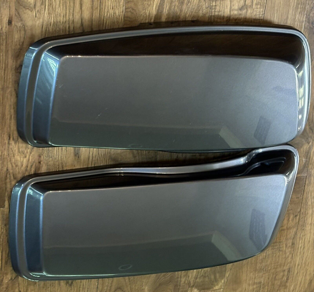 HARLEY-DAVIDSON LEFT & RIGHT GRAY SADDLEBAG COVER LID SET OEM NTO