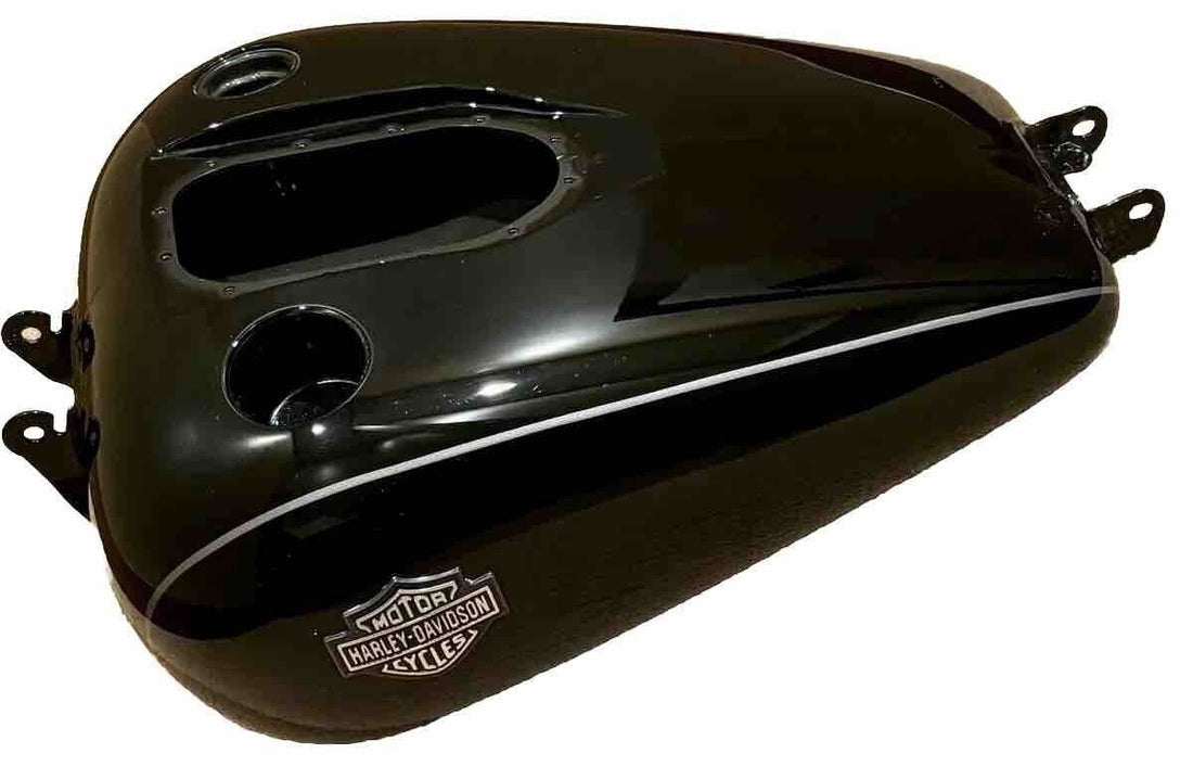 HARLEY-DAVIDSON 2011 FXDWG DYNA WIDE GLIDE BLACK W/ SILVER PINSTRIPE GAS TANK