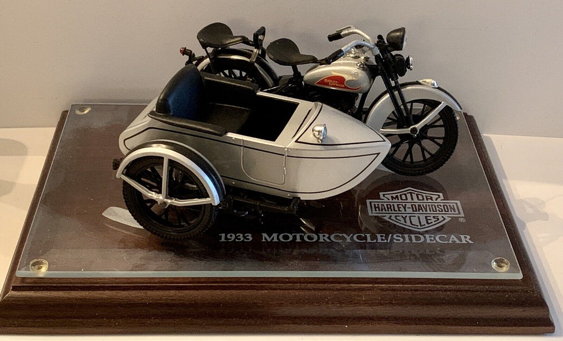 99195-95V HARLEY 1933 VL MOTORCYCLE WITH SIDECAR BANK SILVER EDITION WITH STAND