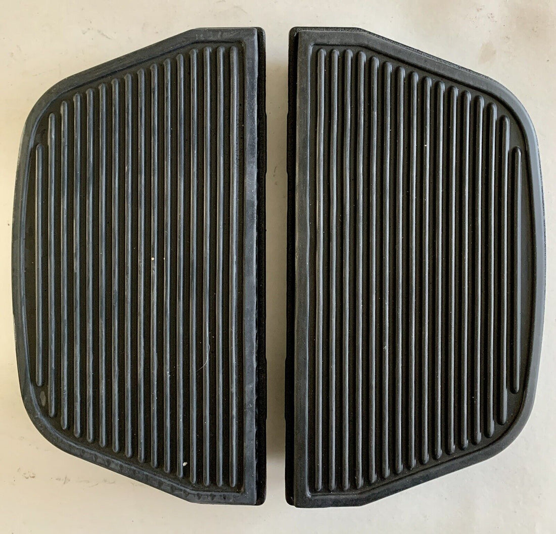 HARLEY-DAVIDSON 1983-LATER TOURING REAR RUBBER FOOTBOARD ASSEMBLIES SET