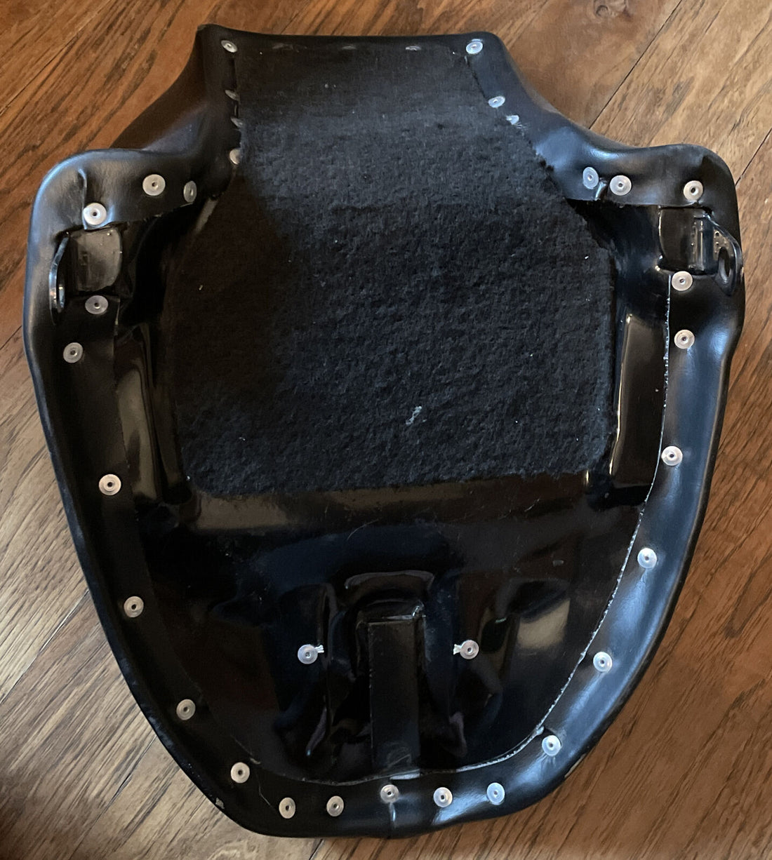52206-85 HARLEY-DAVIDSON 1984-1985 SOFTAIL SOLO SADDLE SEAT