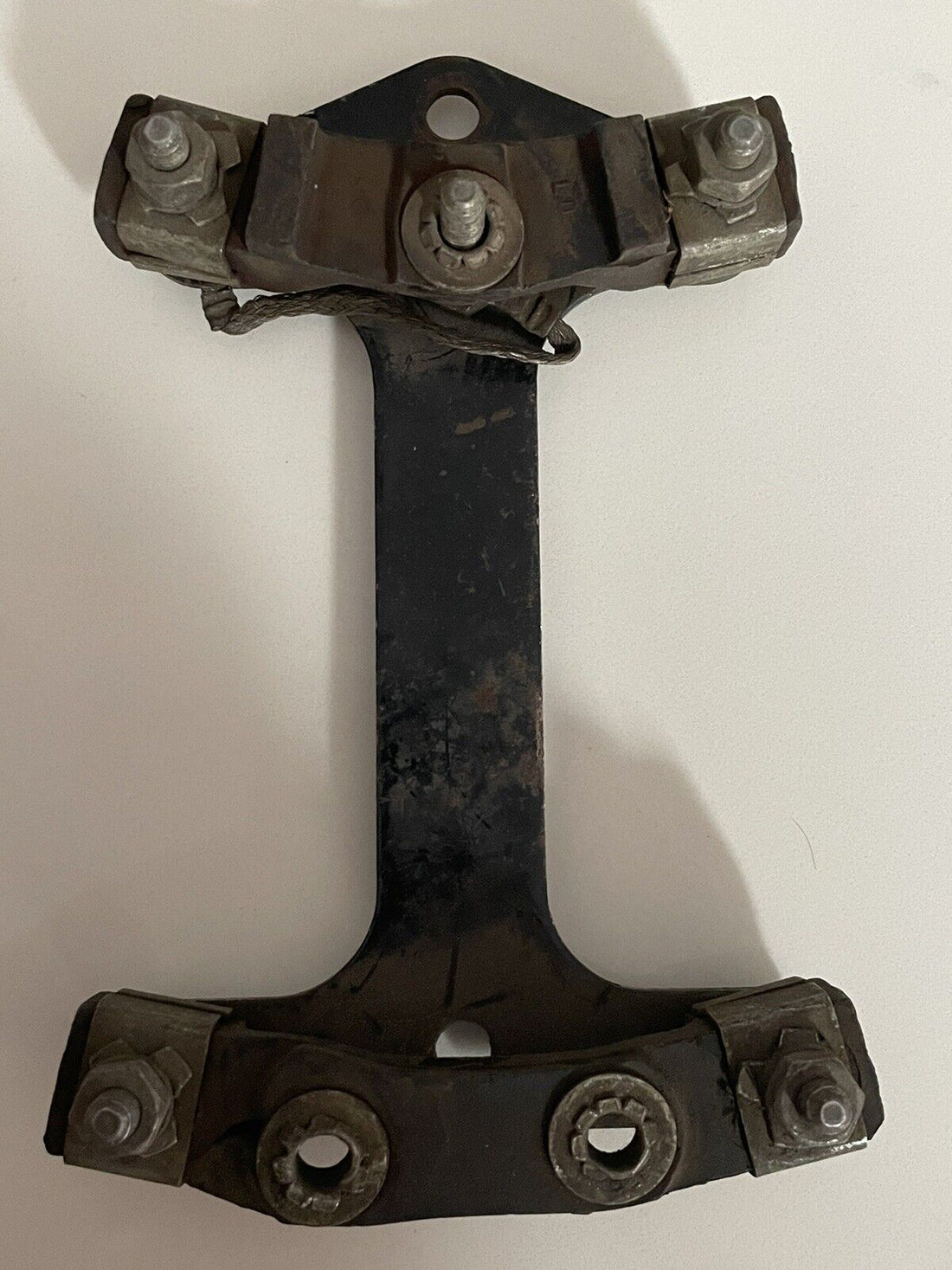 HARLEY-DAVIDSON 45 PANHEAD SHOVELHEAD SERVI-CAR POLICE VOLTAGE REGULATOR MOUNT BRACKET