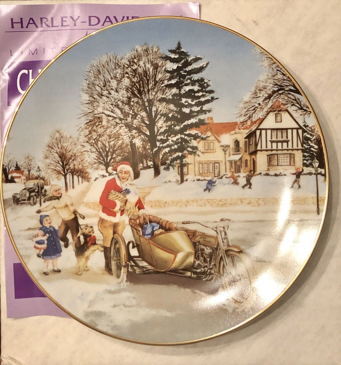 99135-93Z  1992 HARLEY-DAVIDSON A SURPRISE VISIT HOLIDAY CHRISTMAS PLATE #8038