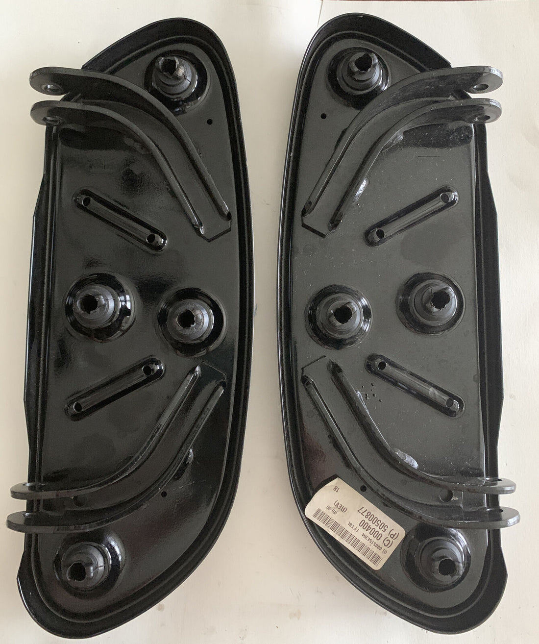 HARLEY-DAVIDSON TOURING MODEL  BLACK AND RUBBER INSERT FLOORBOARD SET   OEM NOS