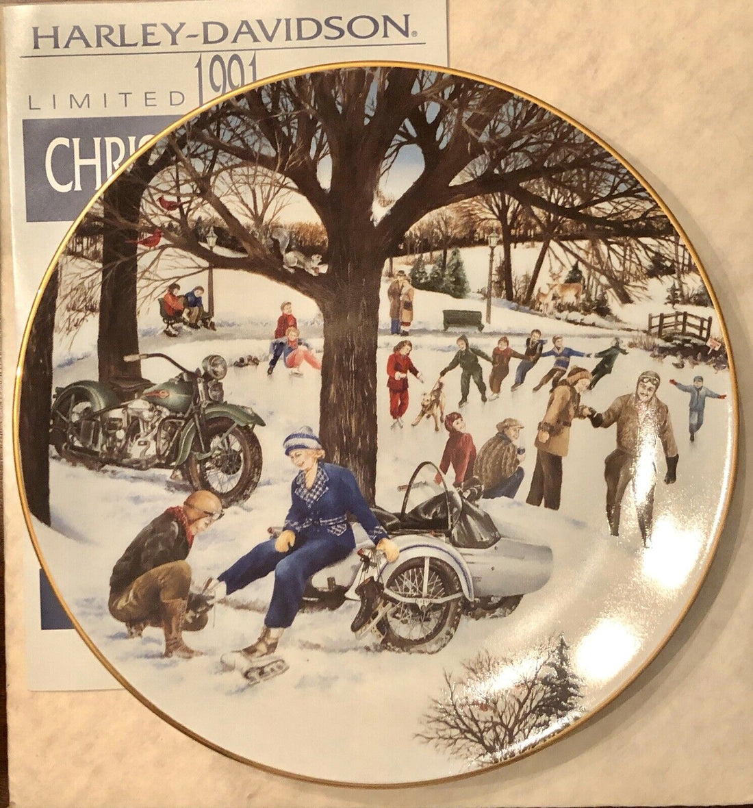 99135-93Z 1991 HARLEY-DAVIDSON THE SKATING PARTY HOLIDAY CHRISTMAS PLATE #2642