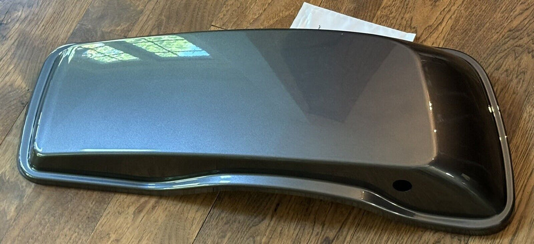 
  
  HARLEY-DAVIDSON LEFT & RIGHT GRAY SADDLEBAG COVER LID SET OEM NTO
  
