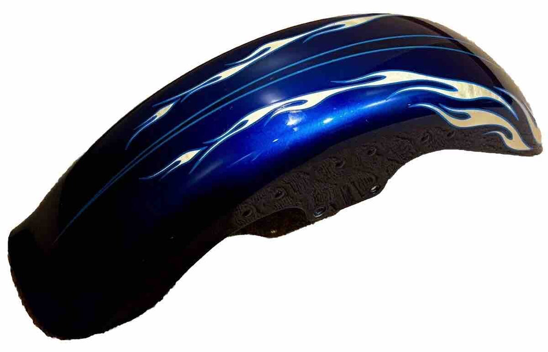 
  
  HARLEY-DAVIDSON 2007-2017 FATBOY FRONT FENDER CUSTOM BLUE W/ SILVER FLAMES OEM
  
