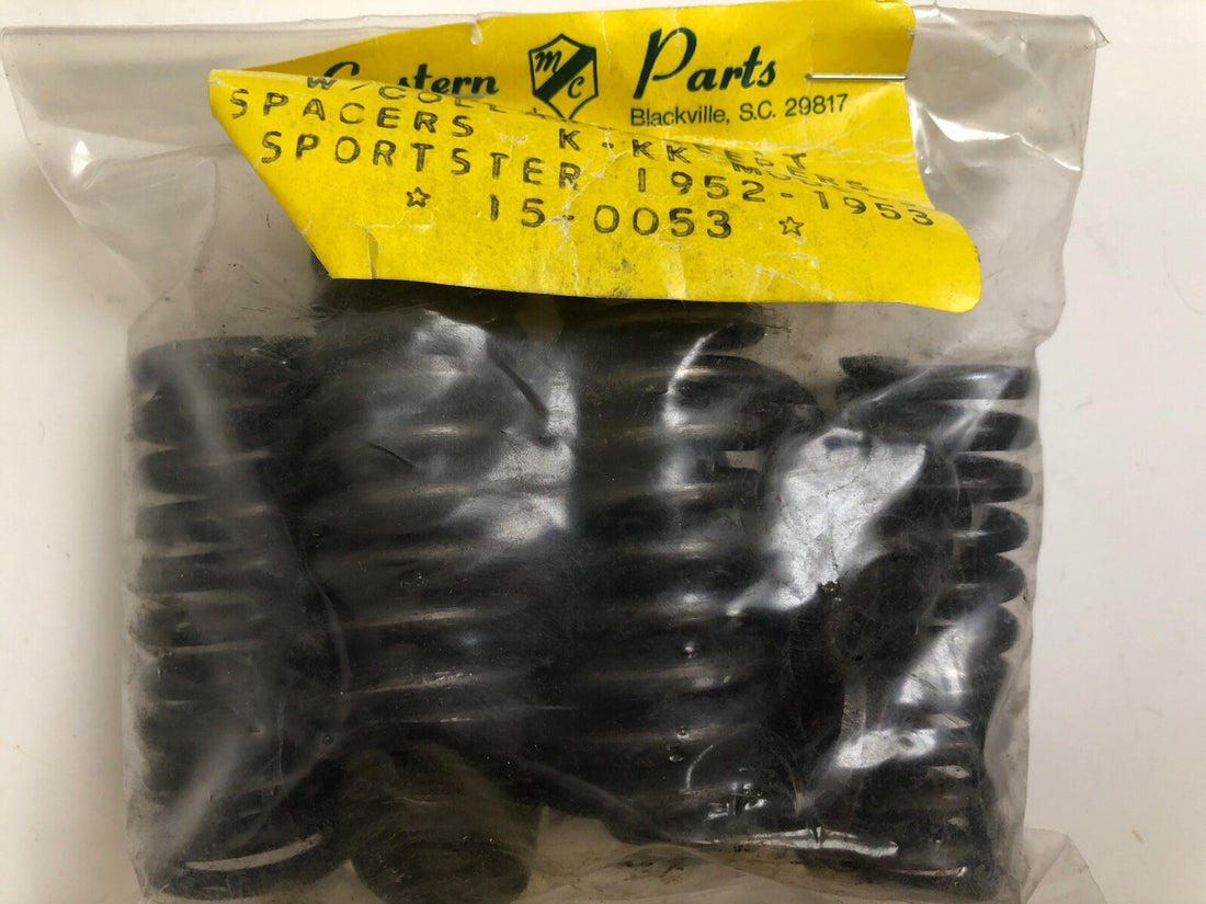 
  
  15-0053 HARLEY 1952-1953 K AND  KK  SPRING KIT W/ COLLARS KEEPERS SPACERS NOS
  
