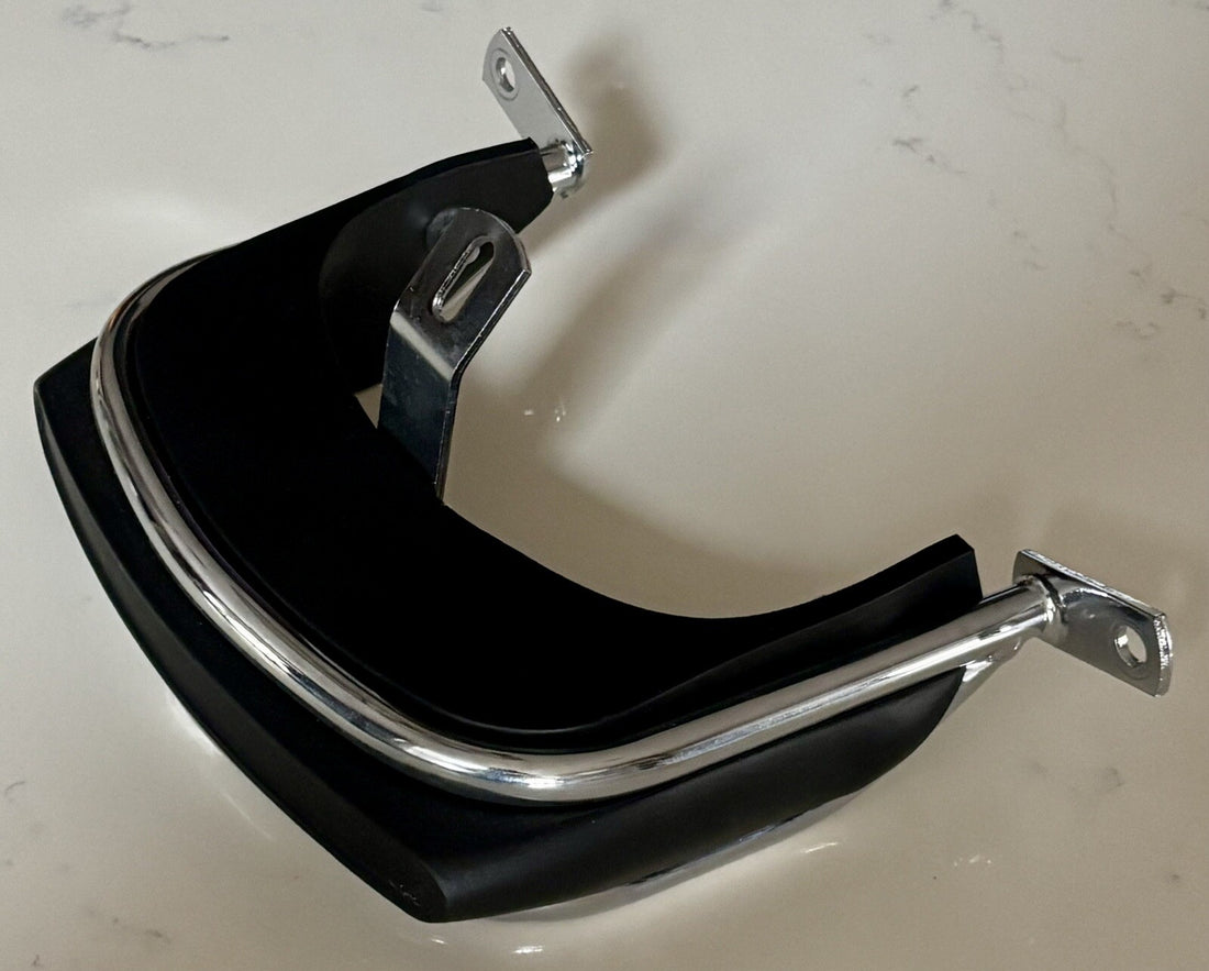 HARLEY-DAVIDSON 2008-UP FLH CHROME REAR BUMPER FENDER TIP TRIM NTO  OEM