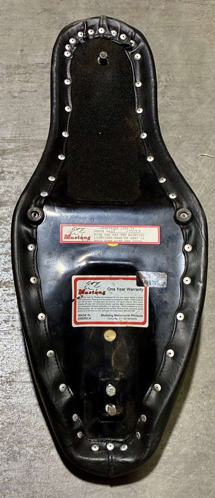 
  
  MUSTANG 1958-1978 SPORTSTER XL HARLEY-DAVIDSON SEAT VINTAGE
  
