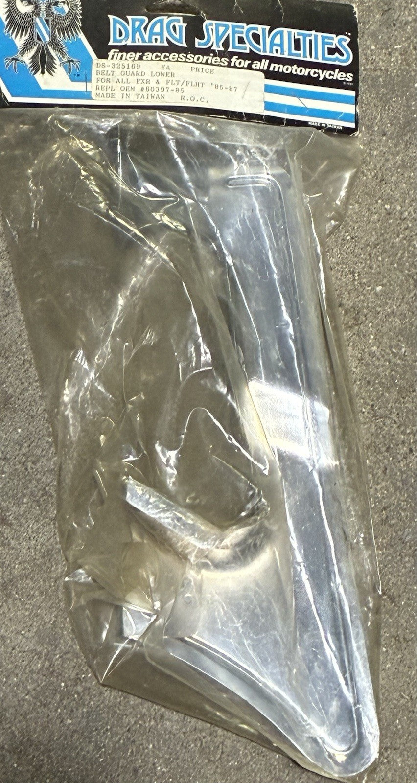 
  
  DS-325169 1985–1987 FXR FLT FLHT LOWER BELT GUARD REPLACES HARLEY 60397-85A NOS
  
