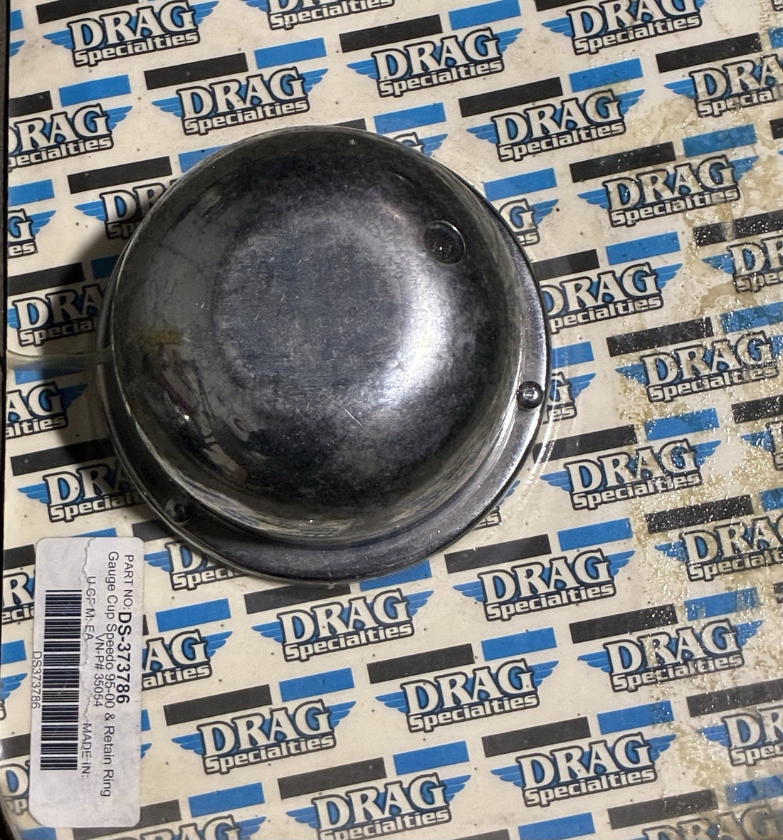 
  
  DS-373786 DRAG SPECIALTIES 1990-2000 HARLEY SPEEDO GAUGE CUP & RETAIN RING NOS
  

