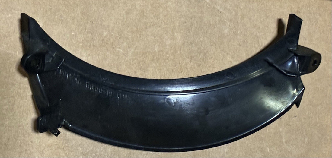 
  
  61400173 61400198 HARLEY-DAVIDSON 2015-2023 ROAD GLIDE HEADLIGHT BEZELS SET
  
