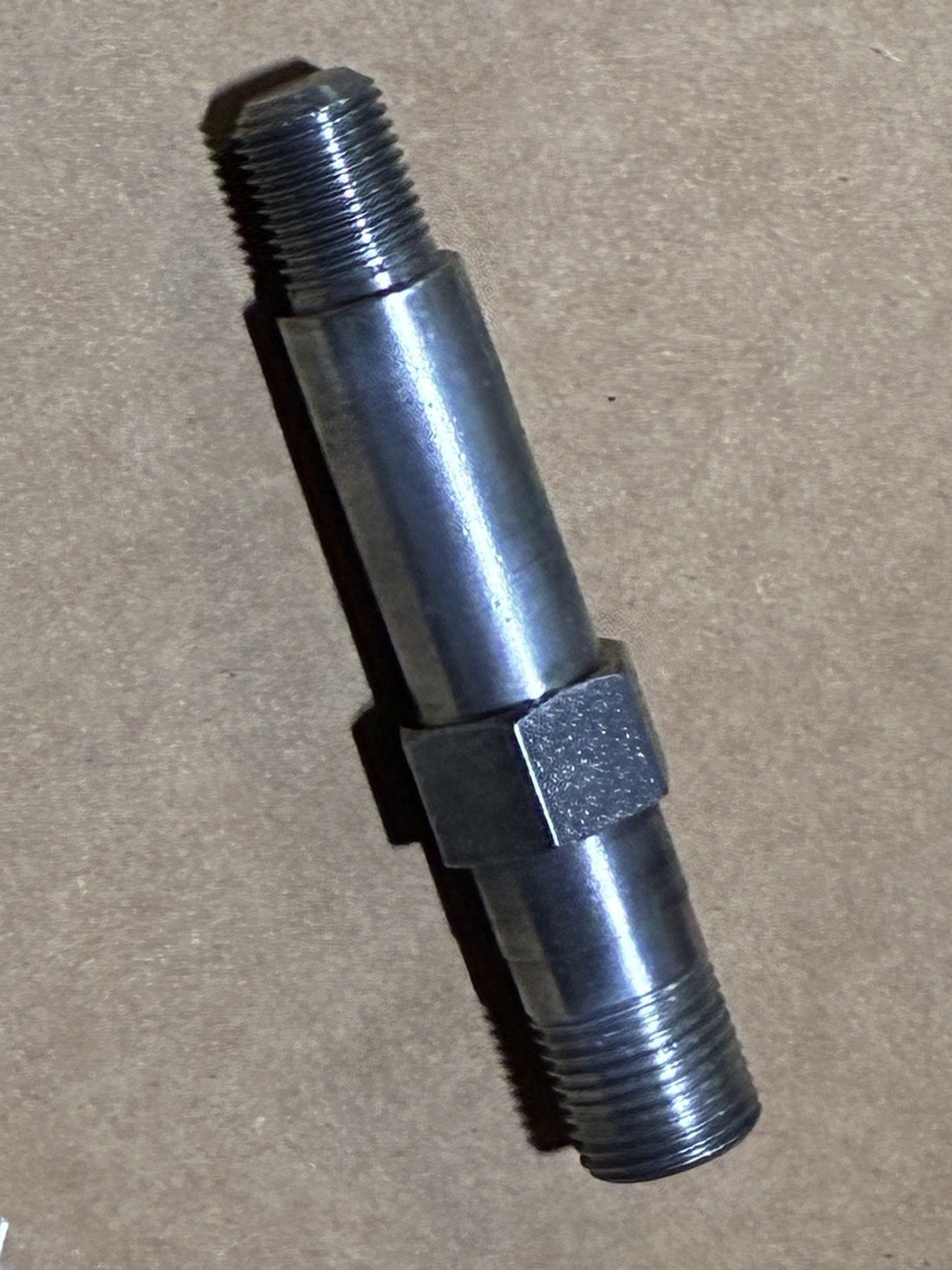 
  
  54516-72 HARLEY-DAVIDSON 1957-1974 SPORTSTER LOWER REAR SHOCK STUD ABSORBER OEM
  
