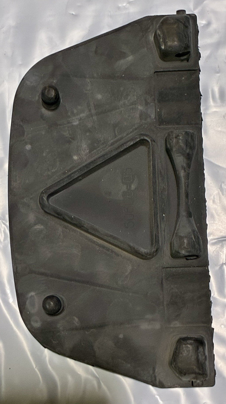 
  
  50606-06 HARLEY-DAVIDSON TOURING FLOORBOARD RUBBER PAD OEM
  
