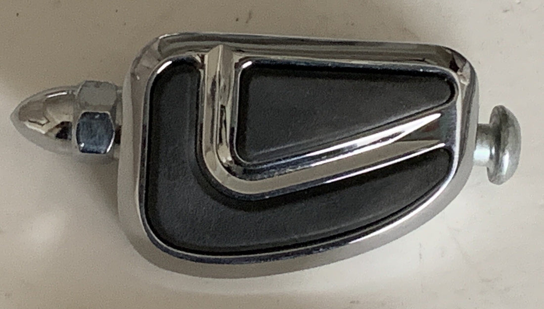 
  
  HARLEY-DAVIDSON 1971- LATER   CHROME CUSTOM SHIFTER  PEG
  
