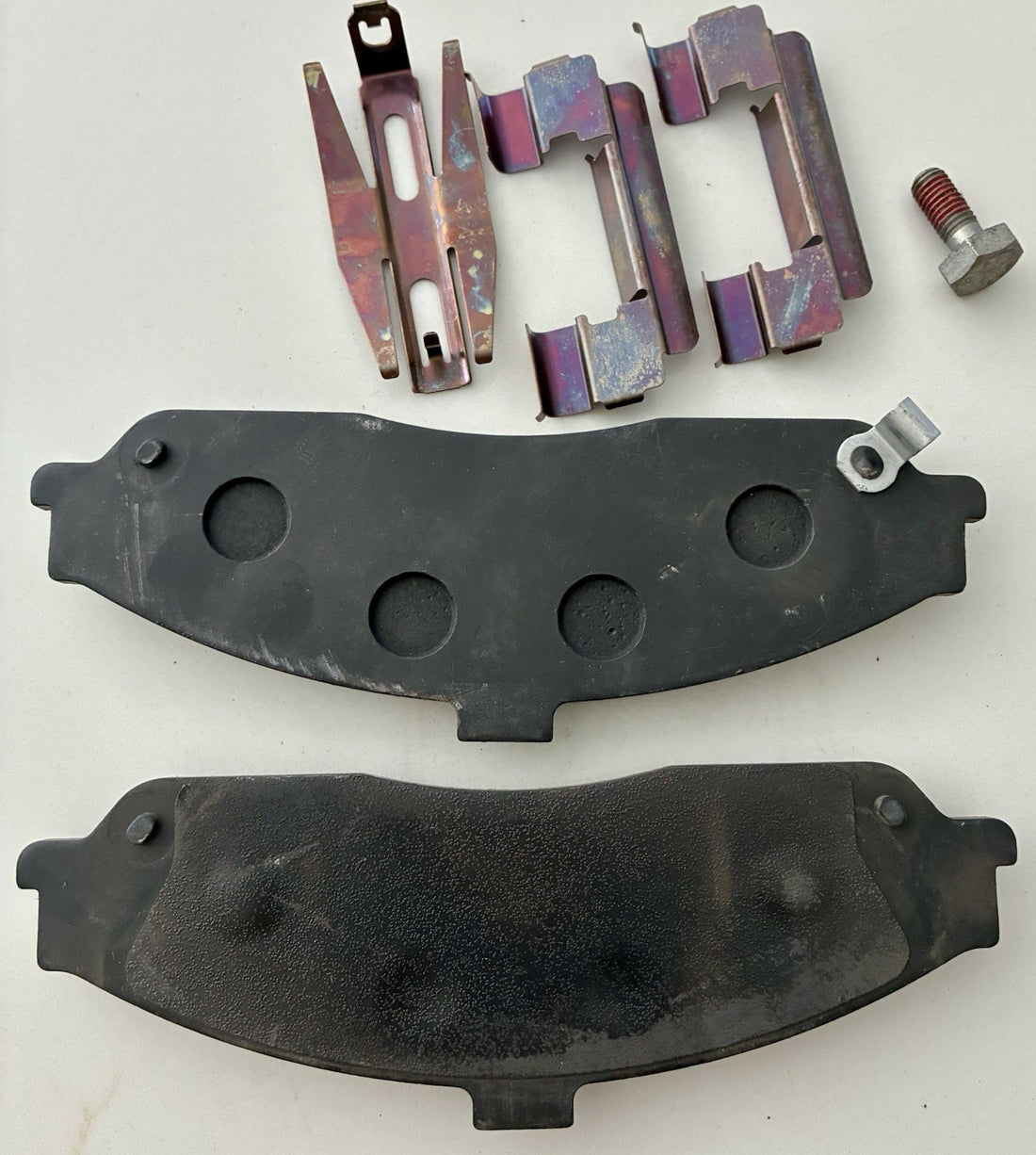 
  
  12530681 GM BRAKE PADS NOS NEW
  
