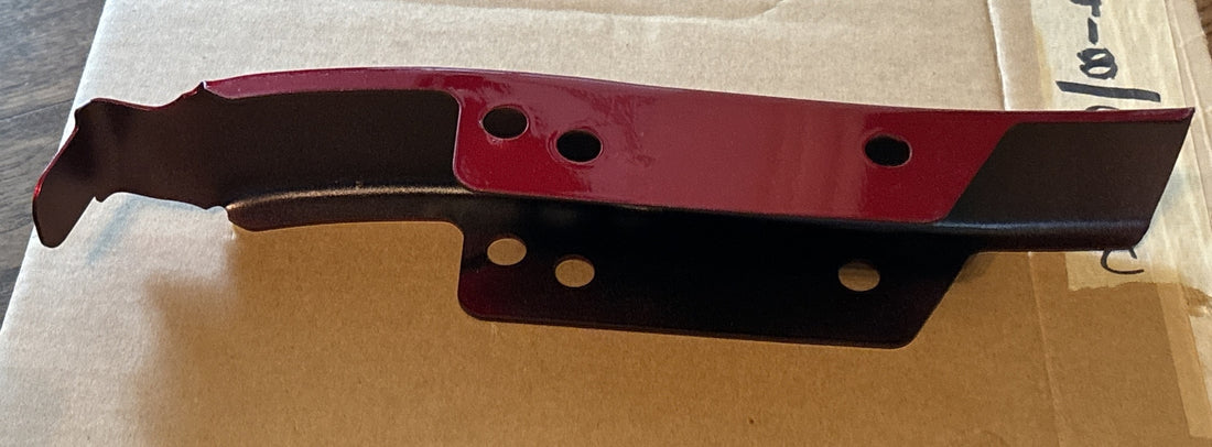 
  
  91418-05BSC HARLEY-DAVIDSON FLHTCSE2 CANDY CHERRY SADDLEBAG FILLER TRIM STRIP
  
