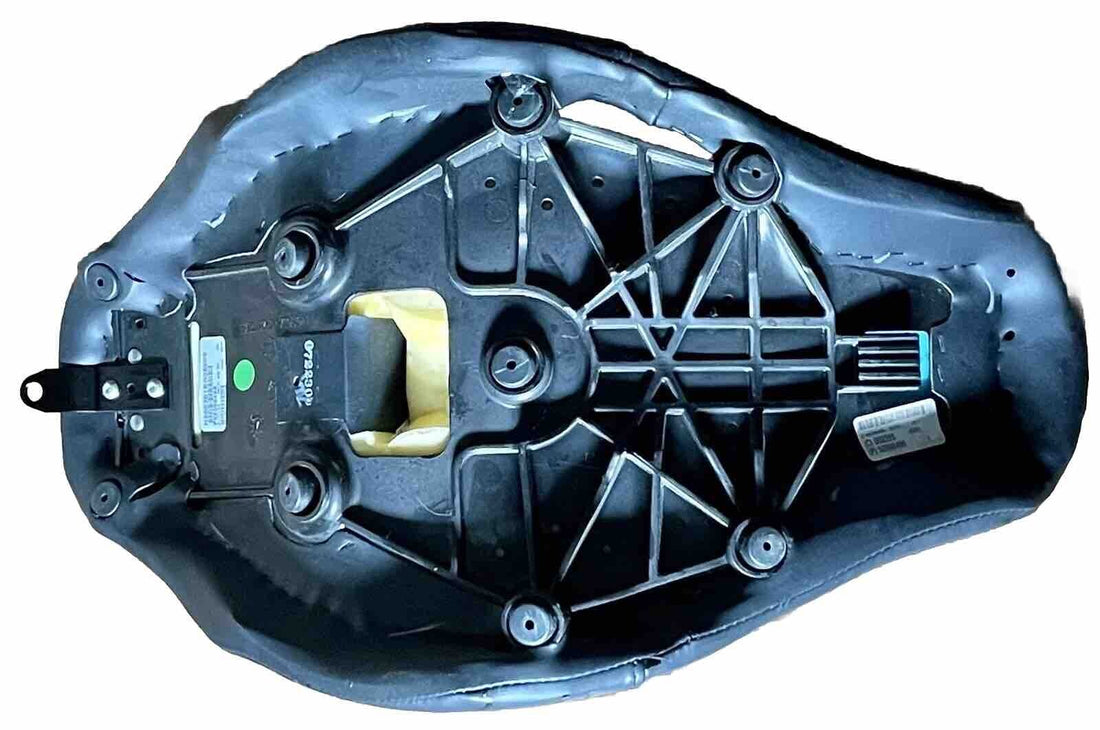 
  
  P52000496 HARLEY-DAVIDSON 2018-2022 FXLRS SOFTAIL LOW RIDER SOLO SEAT NTO  OEM
  
