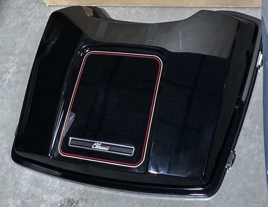 
  
  79043-99CF HARLEY-DAVIDSON TOUR PAK LID NTO NEW TAKE OFF
  
