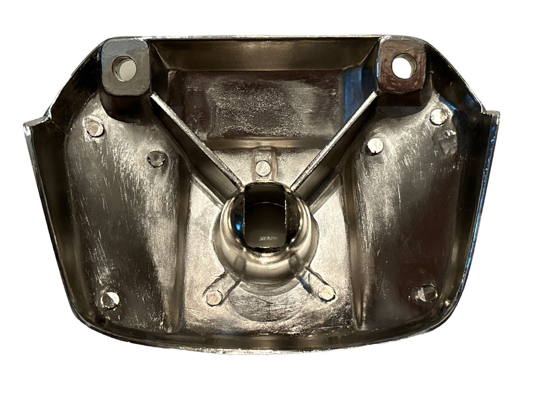 
  
  42-0422 V-TWIN DIE CAST CHROME HEADLAMP BRACKET 1972-UP XL & FX HARLEY NOS
  
