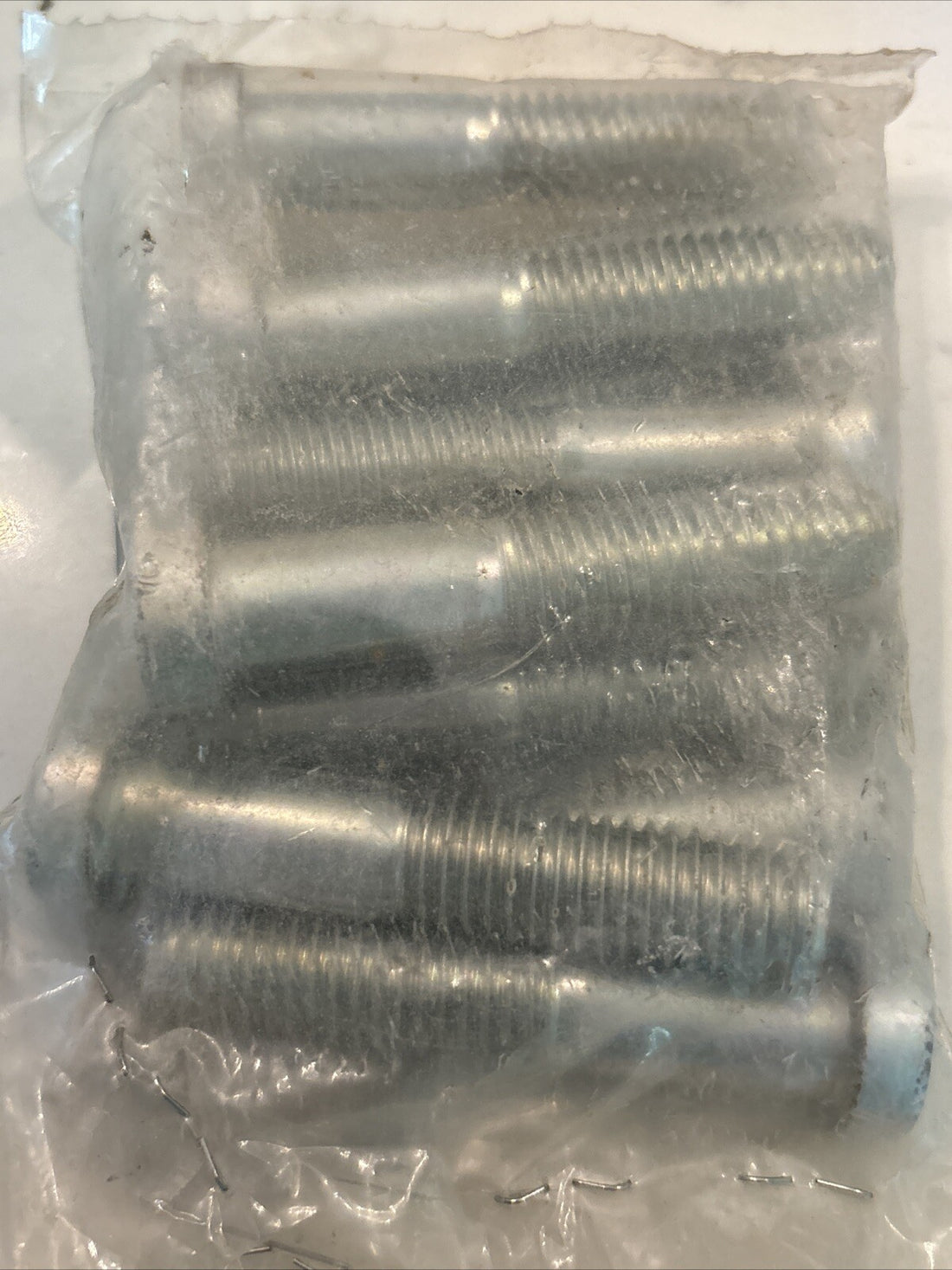 
  
  3534A HARLEY-DAVIDSON 10 PACK HEX SOCKET HEAD CAP SCREWS OEM NOS
  
