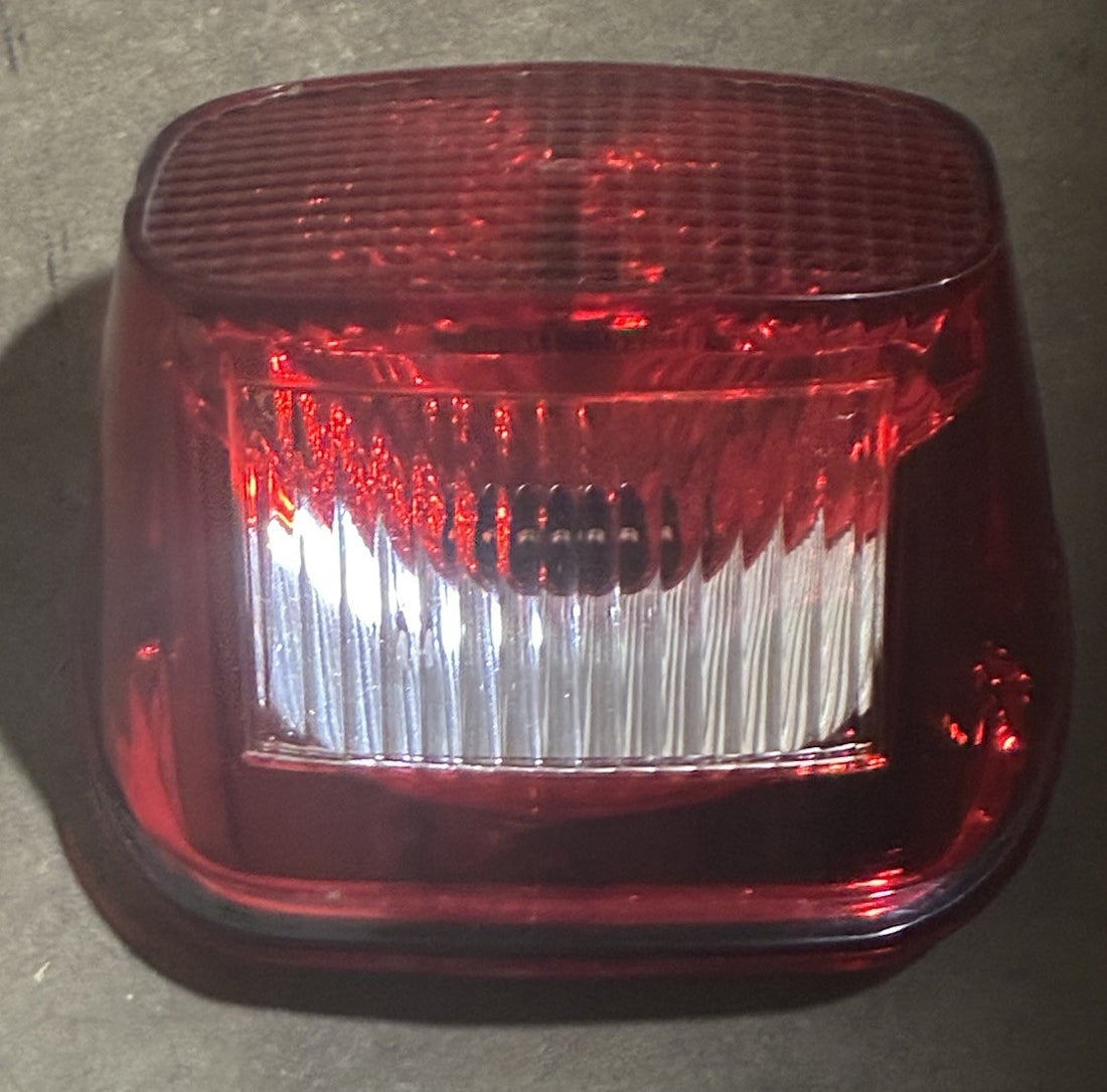 
  
  HARLEY-DAVIDSON 1999-2021 REAR TAIL BRAKE LIGHT OEM
  
