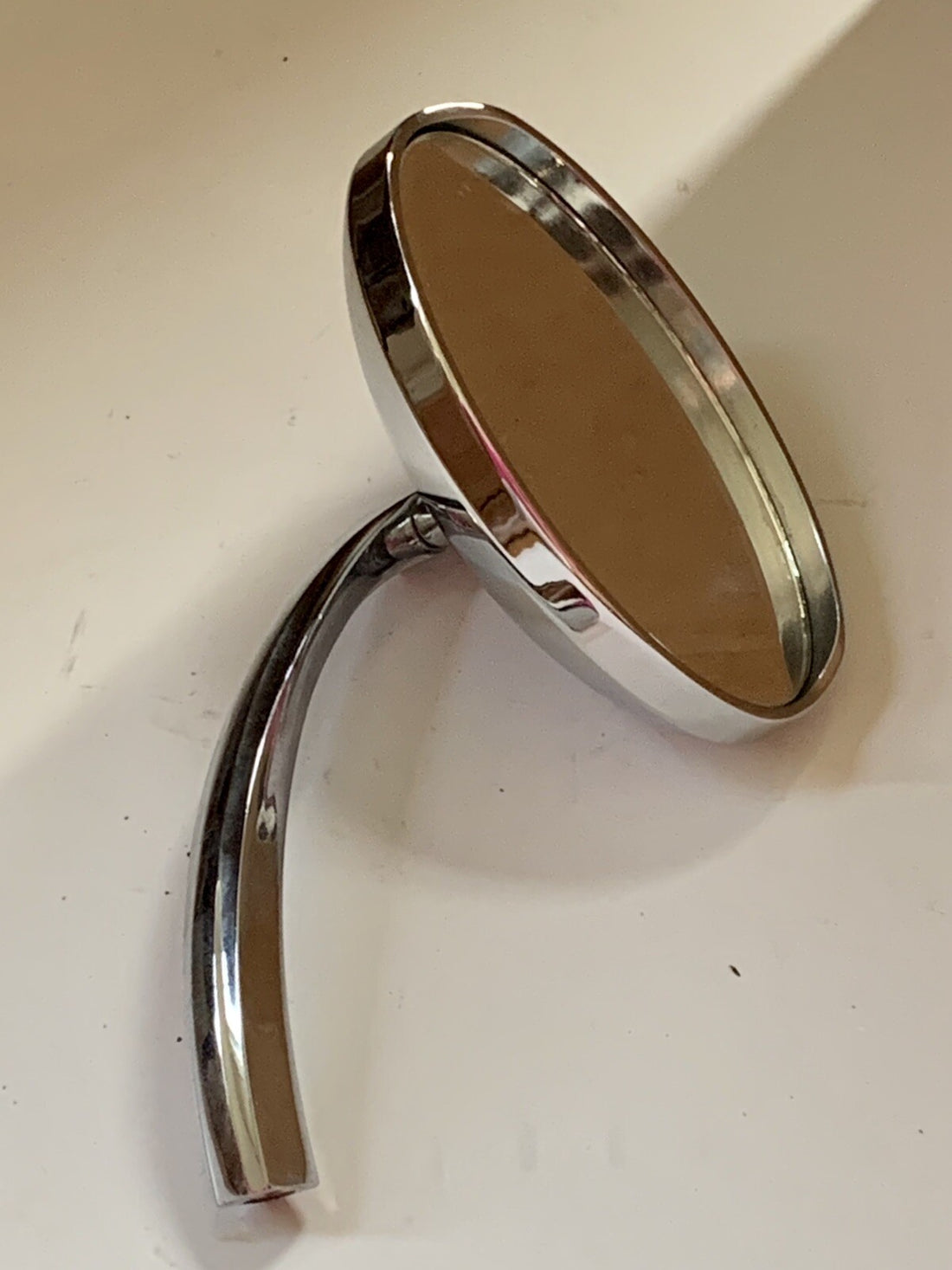
  
   4 1/4”  CUSTOM  RIGHT CHROME OVAL   MIRROR   FOR HARLEY-DAVIDSON
  
