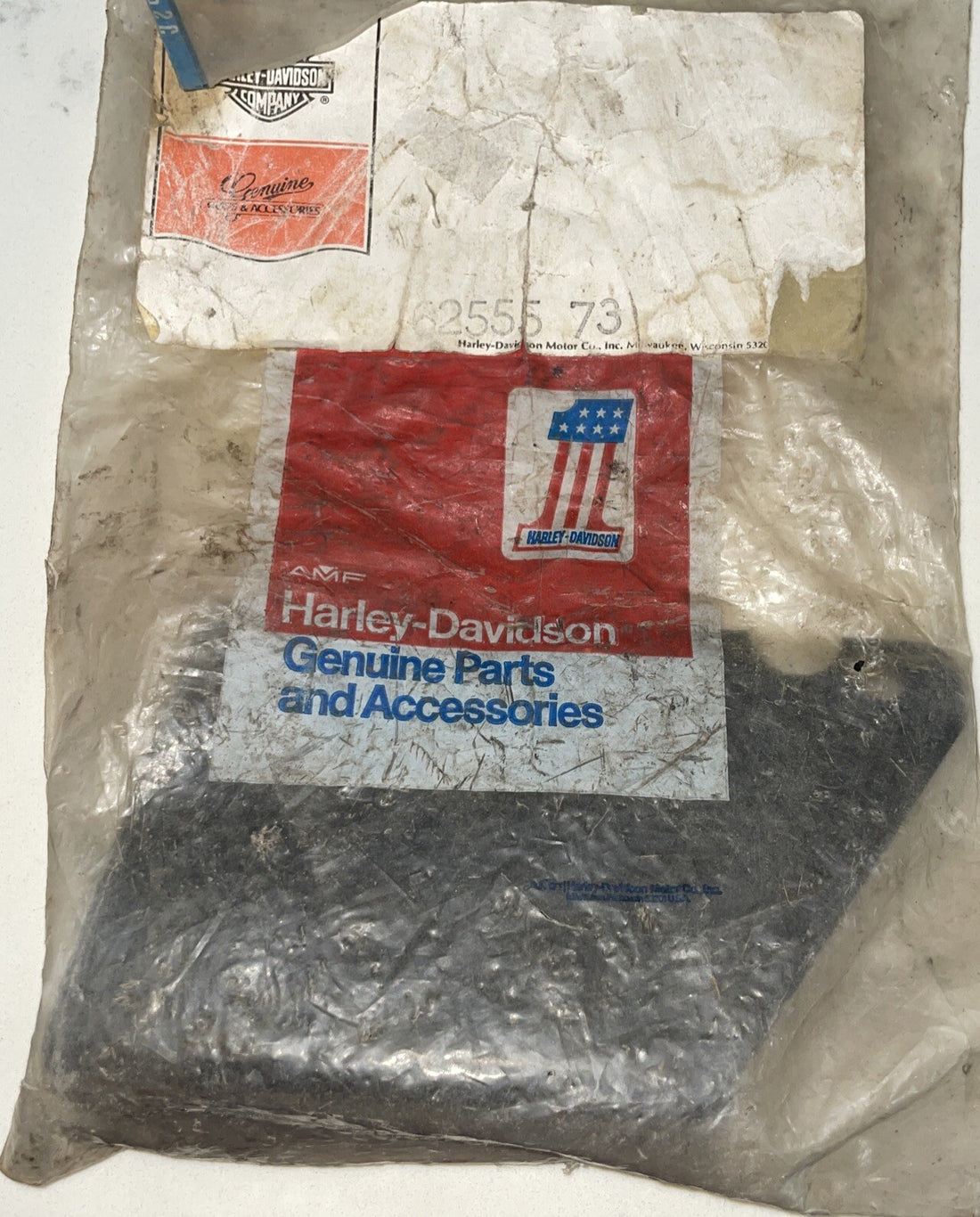 
  
  62555-73 HARLEY-DAVIDSON 1970-1978 XLCH LOWER OIL TANK BRACKET OEM NOS
  
