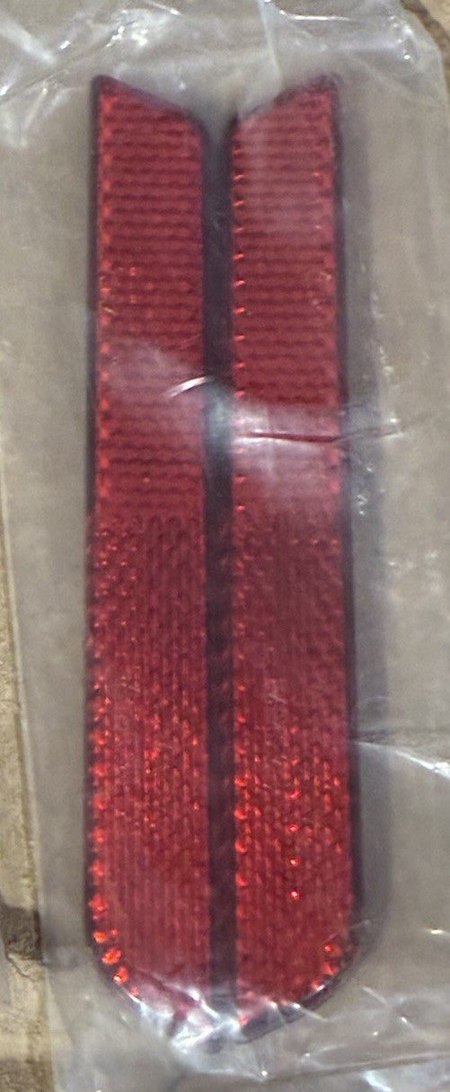 
  
  HARLEY-DAVIDSON 1992-2019 SPORTSTER DYNA TOURING RIGHT & LEFT RED REFLECTORS OEM
  
