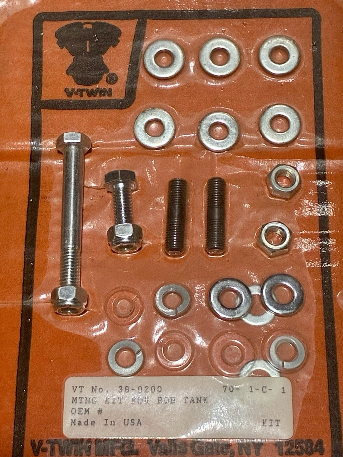 
  
  38-0200 FUEL GAS TANK MOUNTING HARDWARE KIT FOR BOB TANK 1941-1984 FATBOY FL
  
