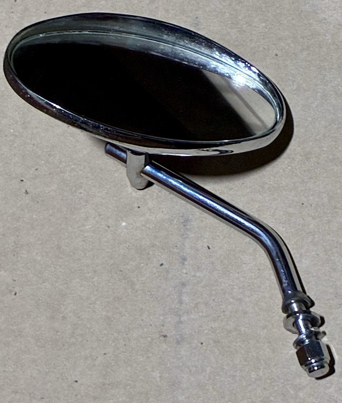 
  
  HARLEY-DAVIDSON CHROME OVAL MIRROR
  
