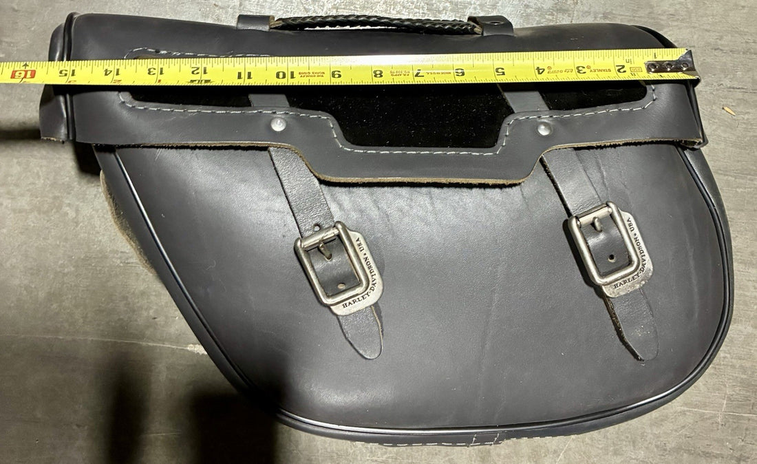 
  
  6002 & 6001 HARLEY-DAVIDSON SOFTAIL SADDLEBAGS VINTAGE
  
