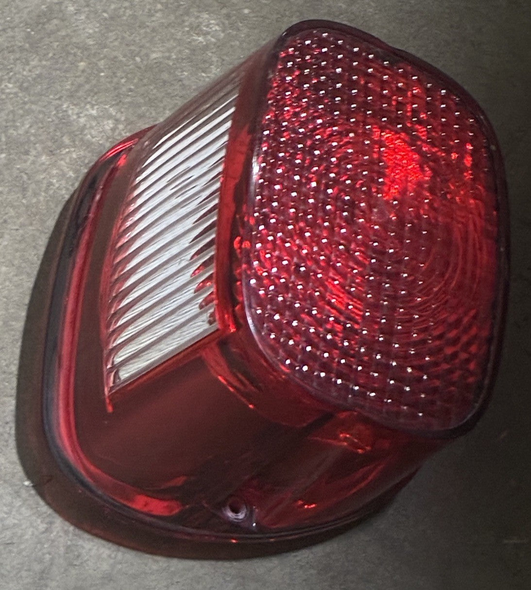 
  
  HARLEY-DAVIDSON 1999-2021 REAR TAIL BRAKE LIGHT OEM
  
