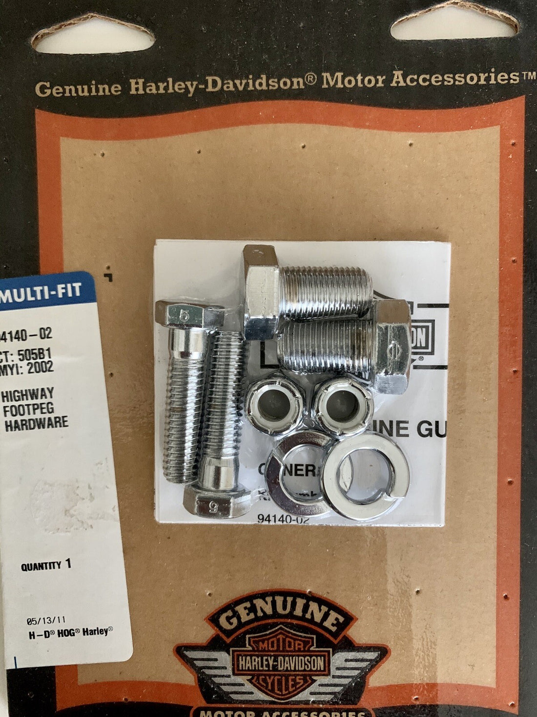 
  
  94140-02 HARLEY-DAVIDSON   CHROME HIGHWAY FOOT PEG HARDWARE   OEM NOS
  
