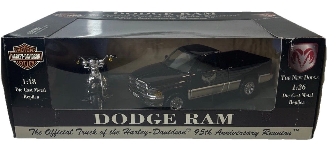 
  
  HARLEY-DAVIDSON 95TH ANNIVERSARY DODGE RAM TRUCK 1:26 & ROAD KING 1:18 NEW
  
