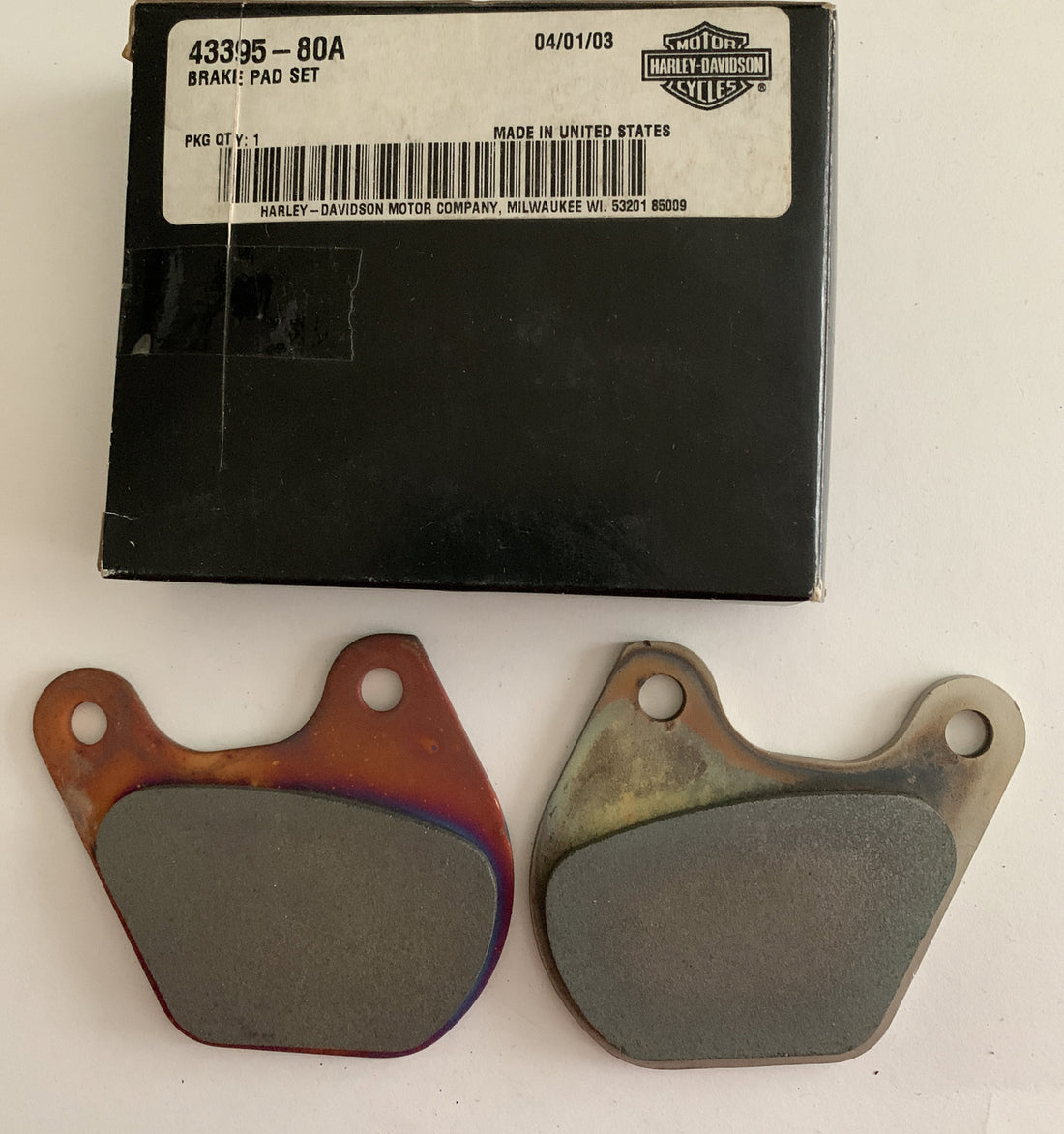 
  
  43395-80A HARLEY-DAVIDSON 1979-1981 SPORTSTER 1980-83 TOURING BRAKE PADS SET OEM
  
