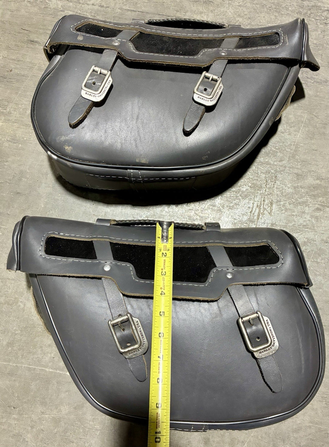 
  
  6002 & 6001 HARLEY-DAVIDSON SOFTAIL SADDLEBAGS VINTAGE
  
