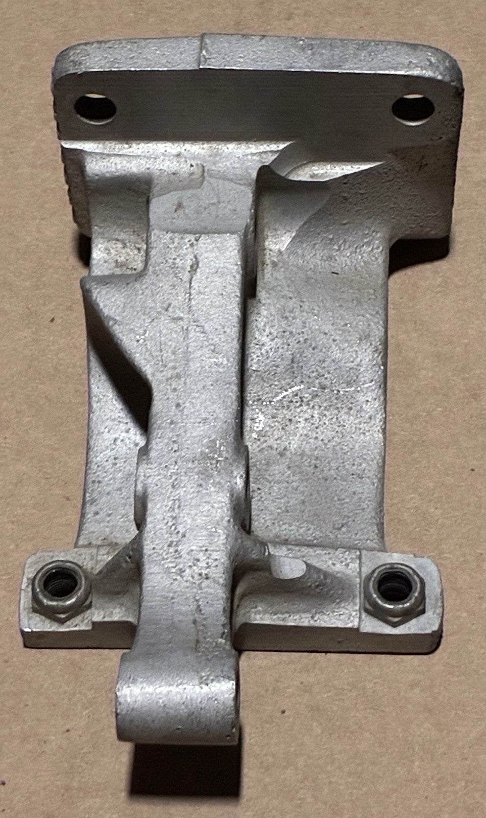 
  
  EXTRA HEAVY DUTY MOTORSPORT ALUMINUM REAR MOTOR MOUNT 57-81 SPORTSTER XL HARLEY
  
