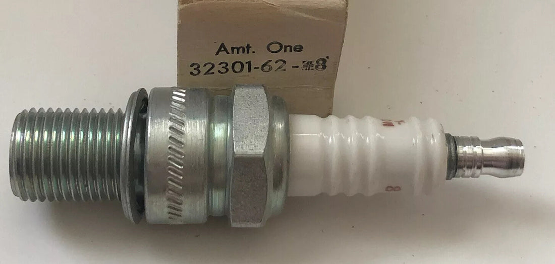 
  
  32301-62 HARLEY-DAVIDSON #8 SPARK PLUG SPRINT KR XR K SPORTSTER , KH XL OEM
  
