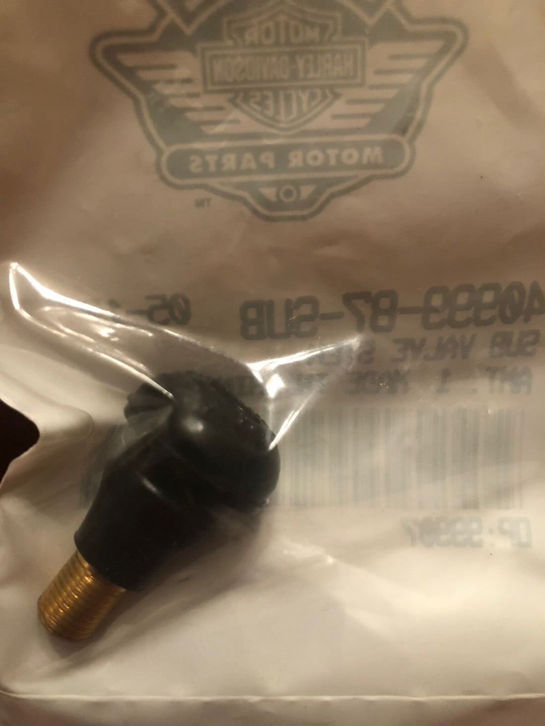 
  
  40999-87 HARLEY-DAVIDSON 1987-LATER    RUBBER WHEEL VALVE STEM OEM NOS
  
