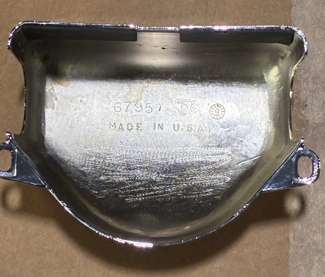 
  
  67957-96 HARLEY-DAVIDSON SOFTAIL CHROME HANDLEBAR COVER OEM
  
