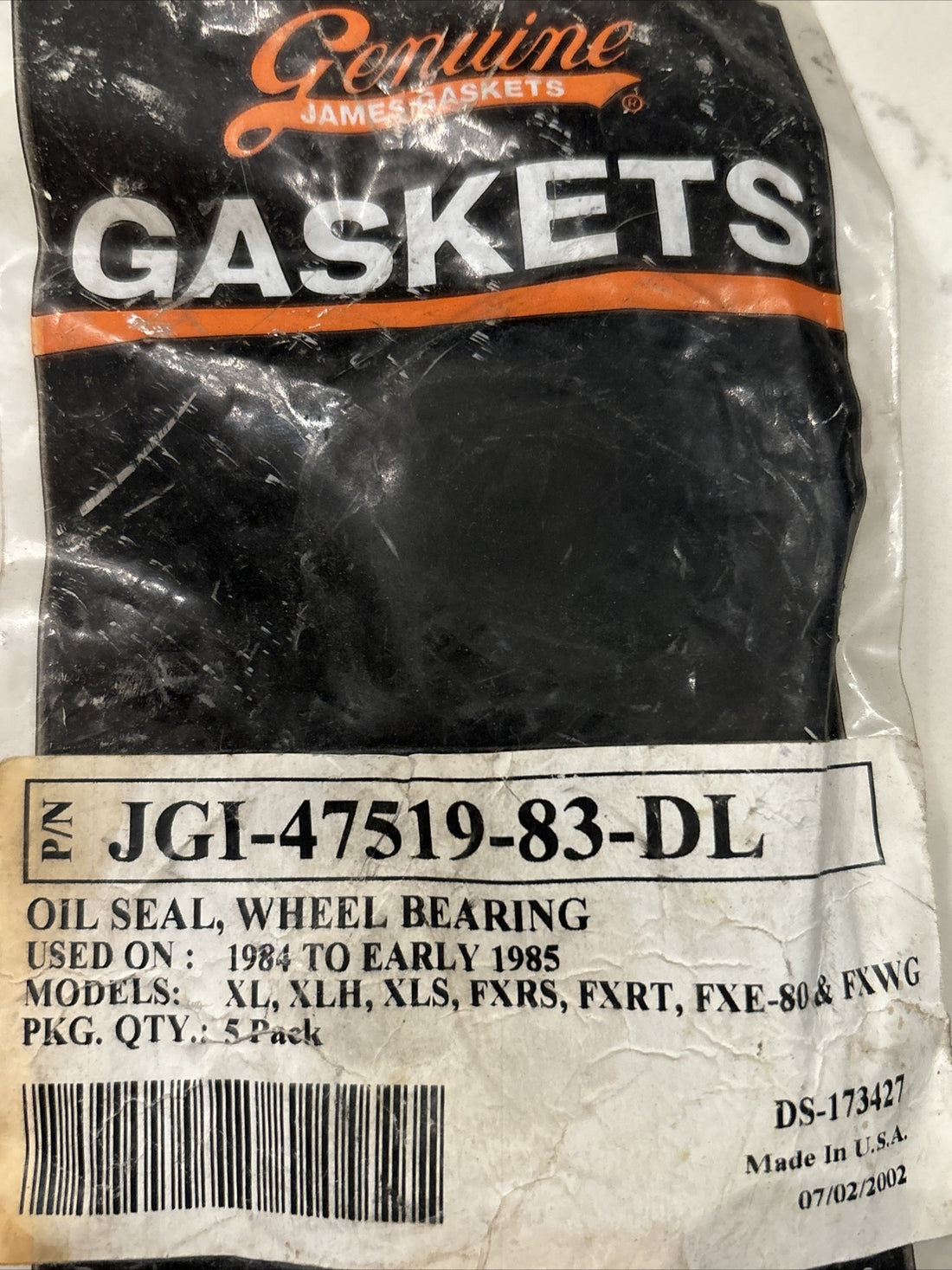 
  
  1984-EARLY 1985 XL XLH XLS FXRS FXRT FXE-8 FXWG OIL SEAL WHEEL BEARING  5 PACK
  
