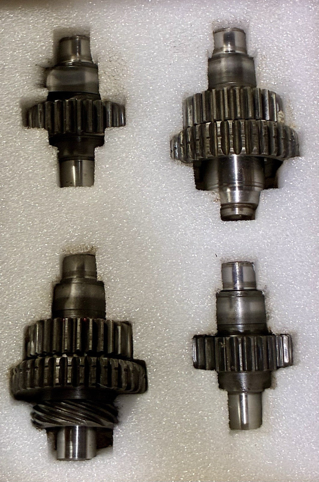 
  
  HARLEY-DAVIDSON STOCK 1980 SPORTSTER XL CAM SHAFT GEAR SET OEM
  
