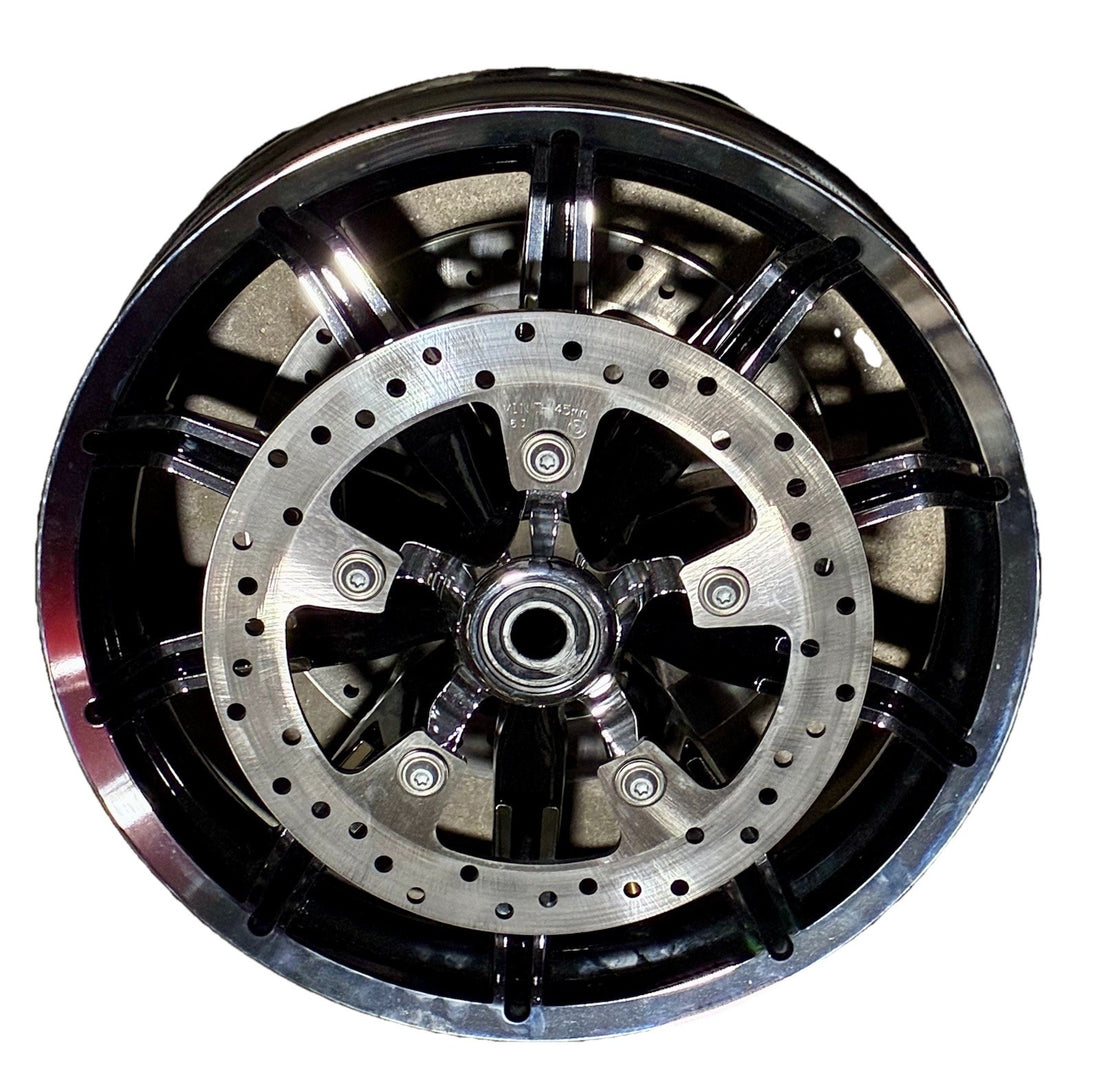 41500017 HARLEY-DAVIDSON TOURING FRONT WHEEL DUAL DISC W/ BLACK HIGHLIGHTS NTO