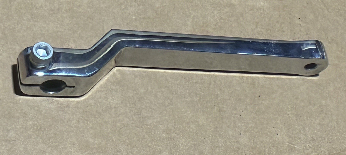 
  
  HARLEY-DAVIDSON CHROME BILLET ALUMINUM SHIFTER LEVER WITH BOLT GROOVED OEM
  
