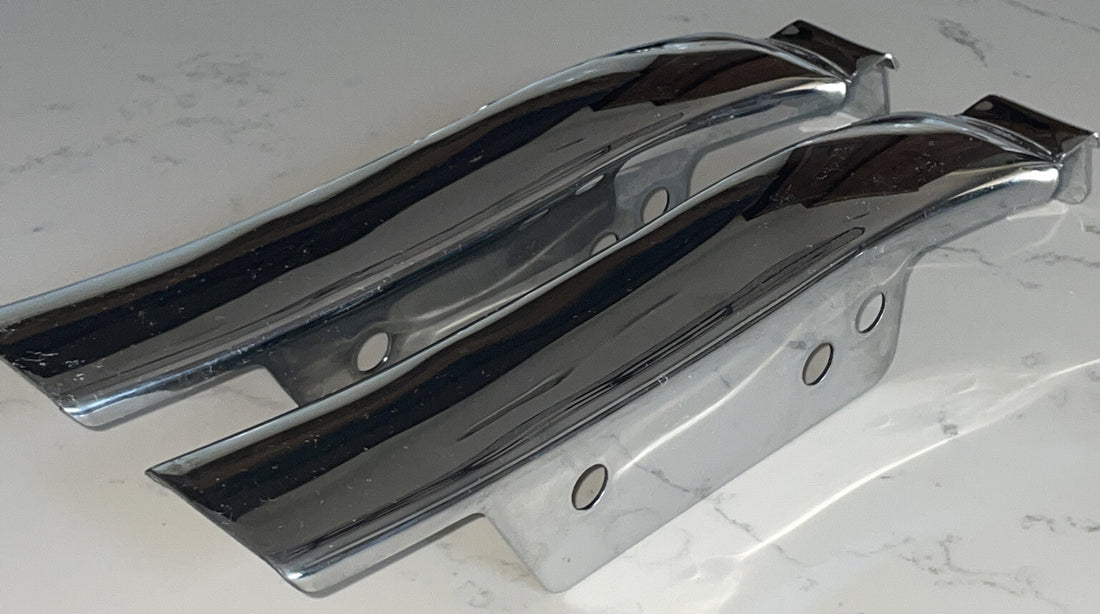 
  
  HARLEY-DAVIDSON TOURING CHROME SADDLEBAG GAP FILLER SET RIGHT & LEFT OEM NTO
  
