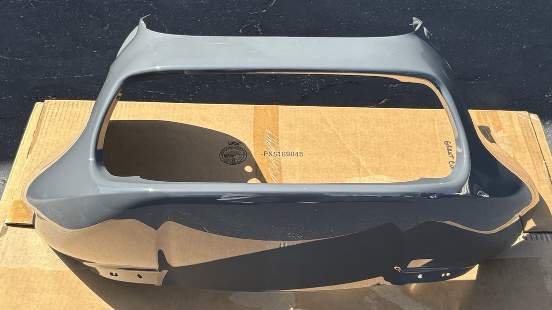 57000290 HARLEY-DAVIDSON 2015-2023 ROAD GLIDE GRAY OUTER FAIRING OEM