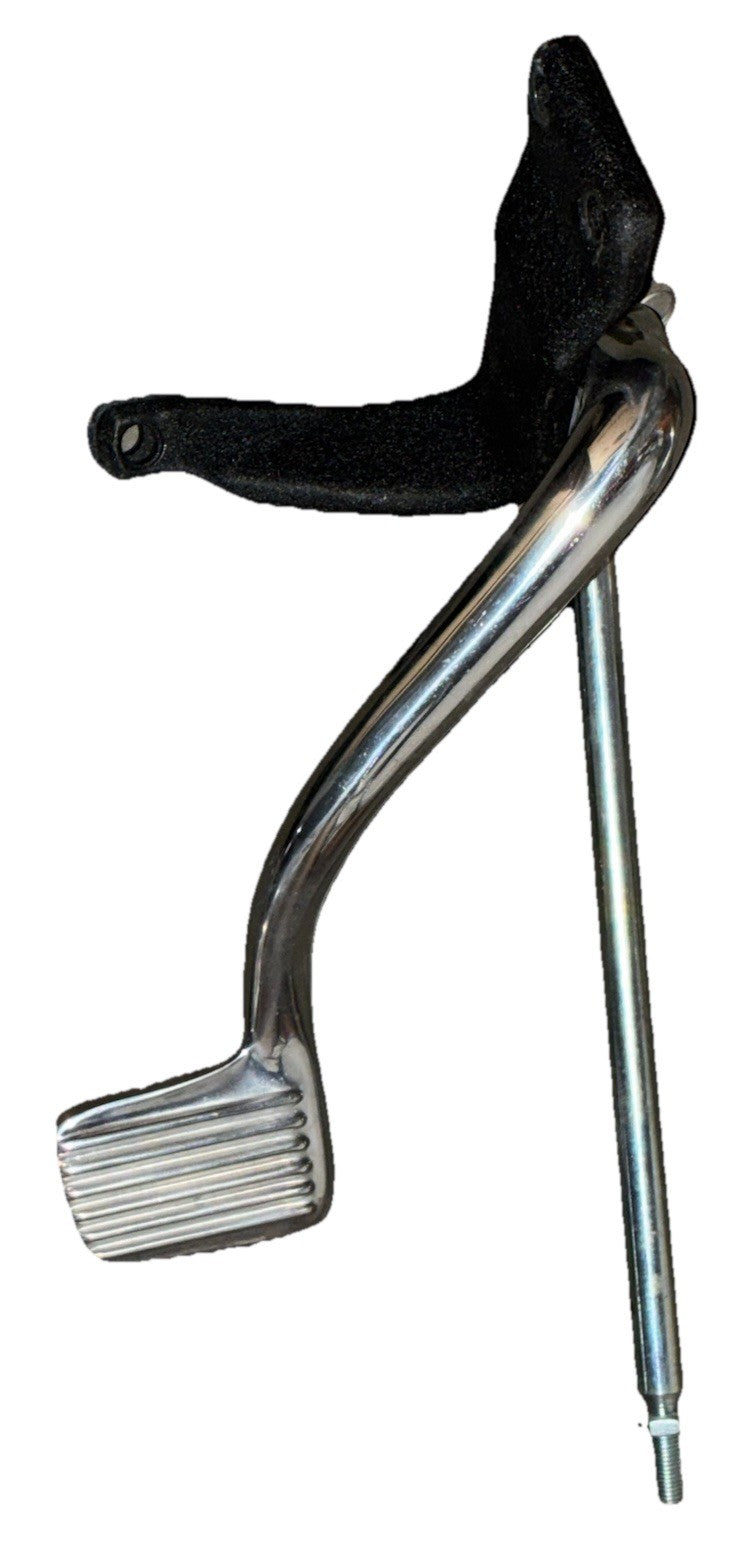 
  
  42502-90B HARLEY-DAVIDSON 2006-2017 DYNA MID CONTROL BRAKE PEDAL FOOT PEG MOUNT
  
